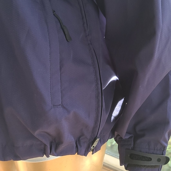 Men's wind breaker - Picture 3 of 5